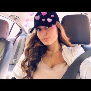 Meet your Posher, Marissa